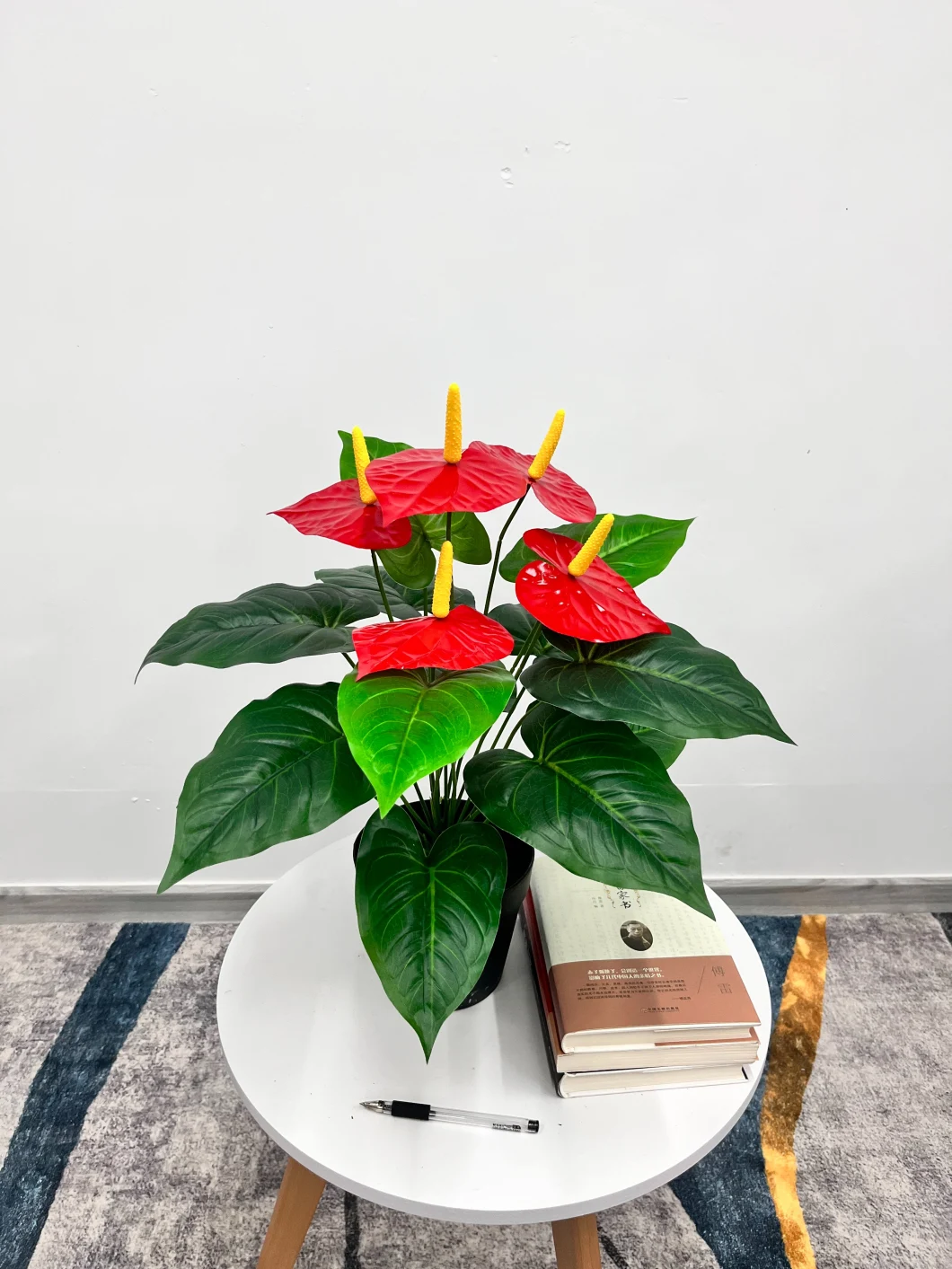 Beautiful 18 Leaves Small Bonsai Can Be Customized, Artificial and Decorative Plant Tree Small Anthurium