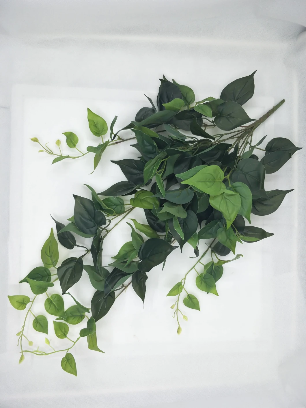 80cm High Artificial Green Pothos Vine Wall Hanging Plant