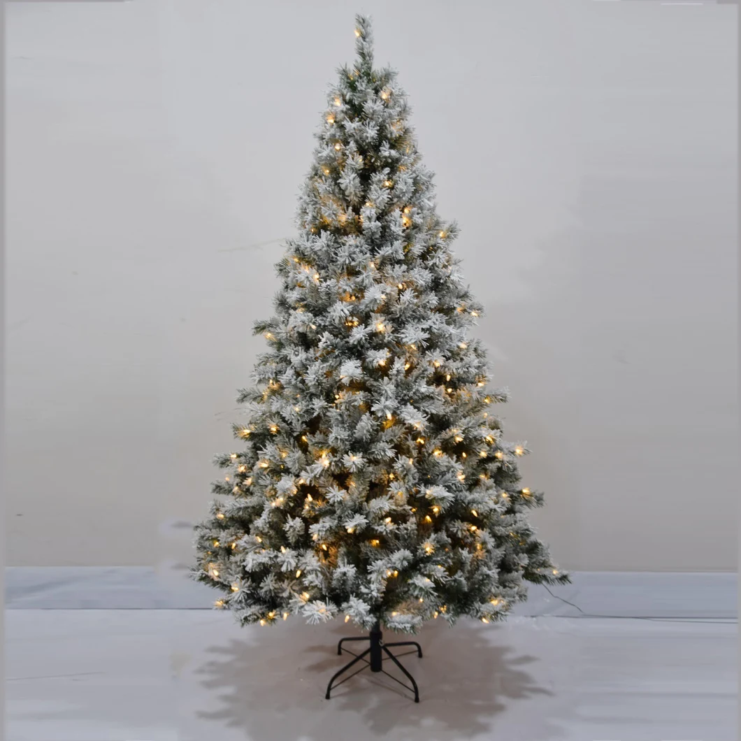 High Quality Xmas Tree Supplies 6FT/7.5FT/9FT Artificial PVC Flocked Hinged Tree with Clear Light for Christmas Outside Indoor Decorattion