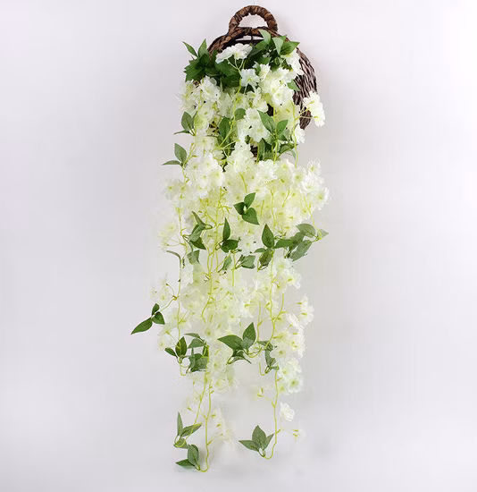 Künstliche Kirschblüten-Hängeranke aus Seide