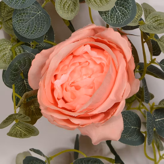 6,6 Fuß künstliche Rosenrankenblumengirlande mit grünen Blättern für die Hochzeitsfeierdekoration