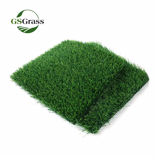 Vierfarbiger, natürlich aussehender Kunstrasen, künstlicher Landschaftsrasen